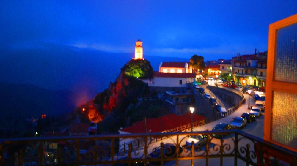 Hotel Parnassos Arachova Quarto foto