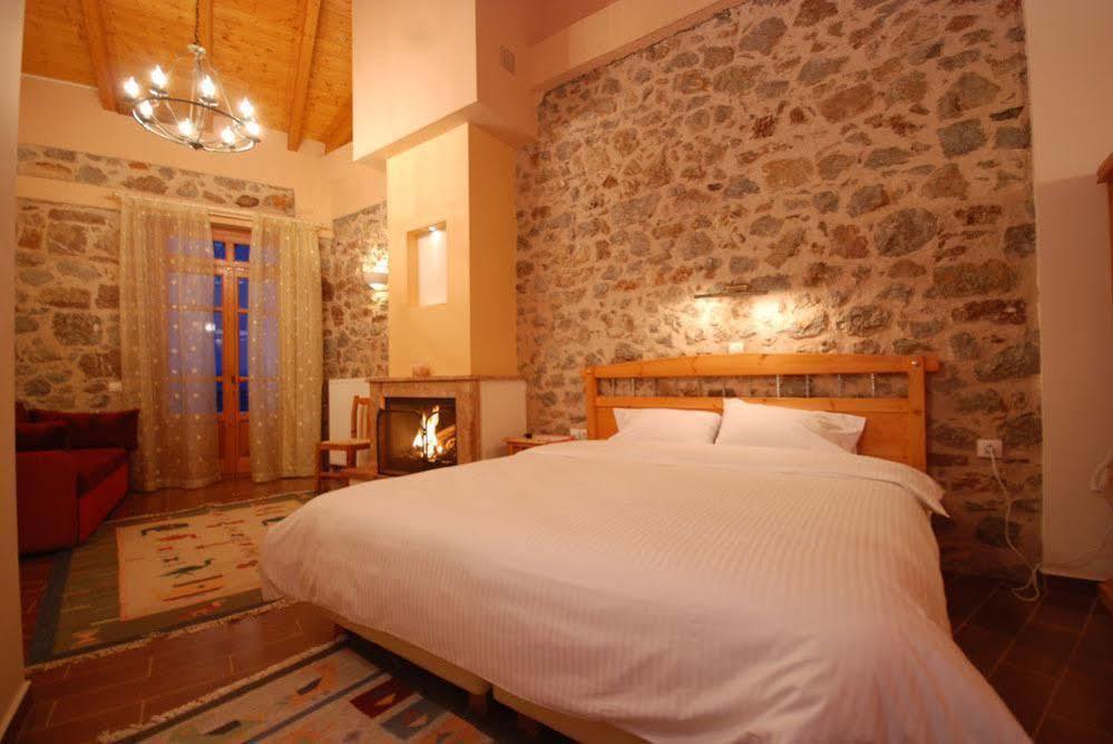 Hotel Parnassos Arachova Exterior foto